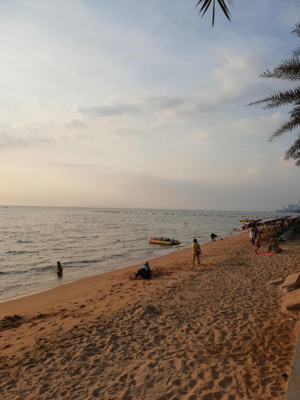 Villa Germania Pattaya Esterno foto