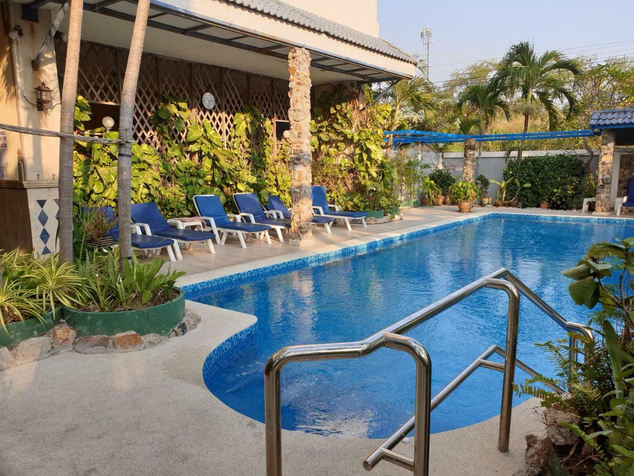 Villa Germania Pattaya Esterno foto