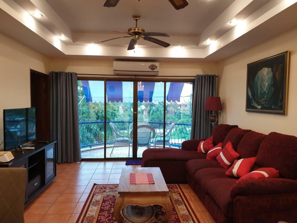 Villa Germania Pattaya Esterno foto